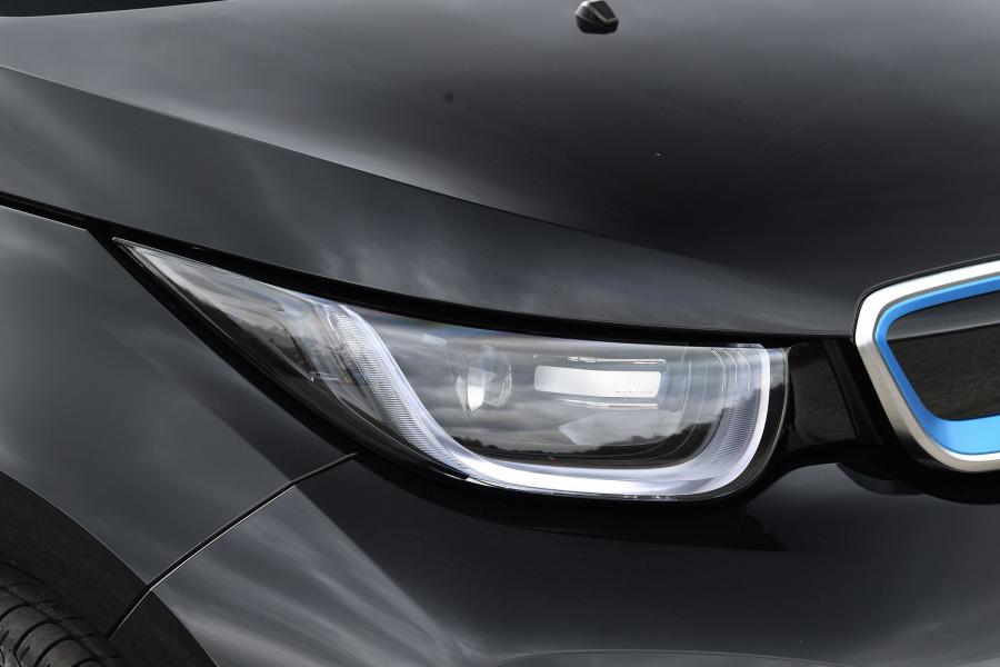 Детали экстерьера BMW i3 (I01) 2017 года  (UK) (фото 2 из 12)